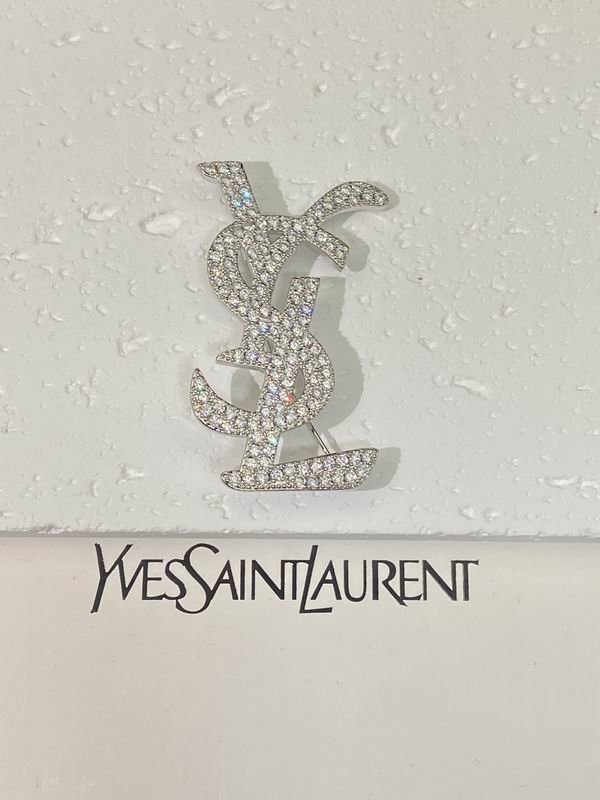 YSL Brooch 11lyr65 (1)